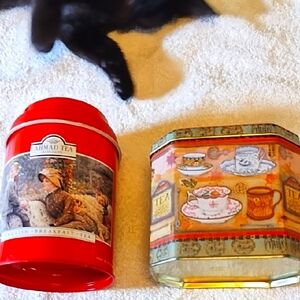 2 Vintage Tea Tins